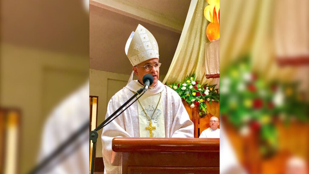 Monseñor Báez insta a luchar «contra las fuerzas egoístas que esclavizan nuestra vida»