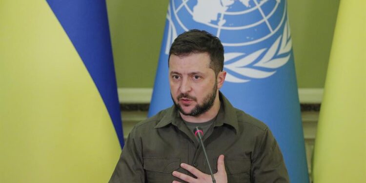 Zelenski dice que la entrada de Ucrania en la UE motiva al Ejército ucraniano