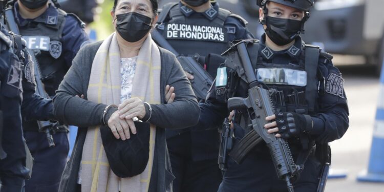 Honduras extradita a "la Chinda", famosa mujer narcotraficante a EE.UU.