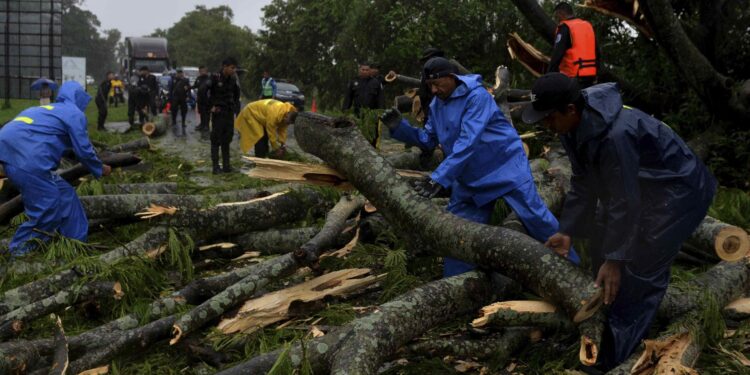 Reportan al menos cuatro personas muertas tras el paso de la tormenta Bonnie por Nicaragua. Foto: EFE / Artículo 66