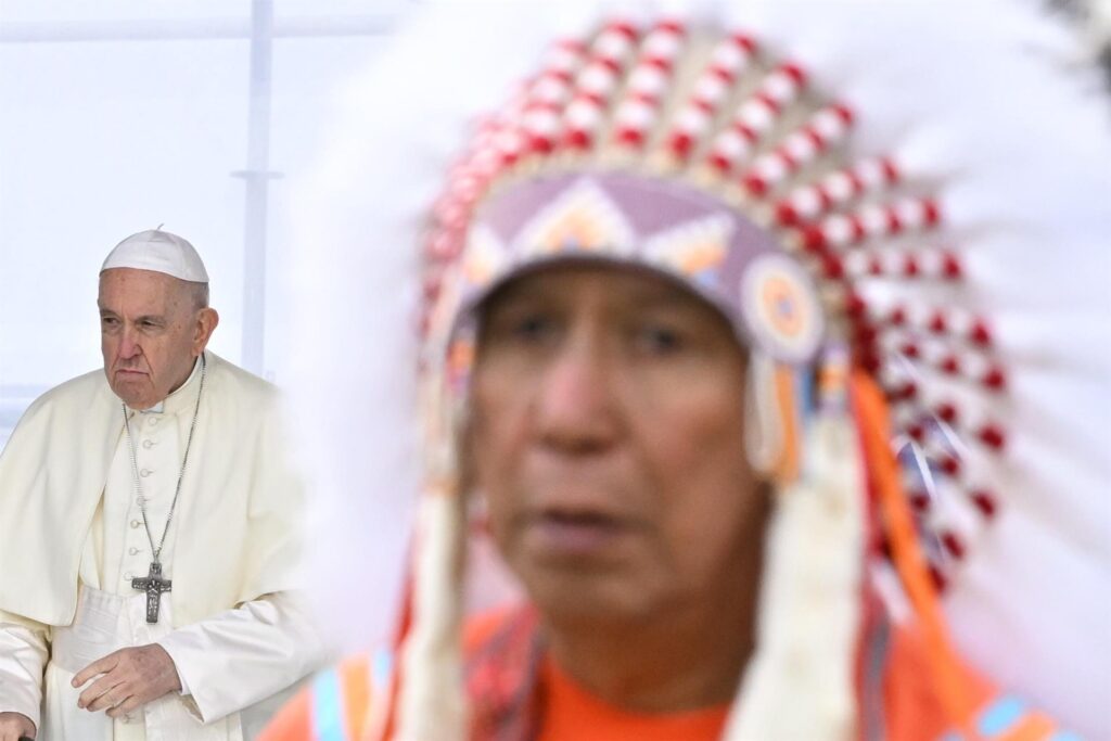 Papa llega a Canadá a pedir perdón a los indígenas abusados por «cristianos»