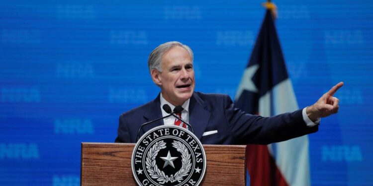 Migrantes serán regresados a frontera por orden de Gobernador de Texas