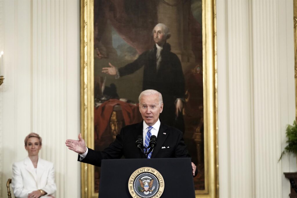 Biden donará mil millones de dólares a Oriente Medio y África