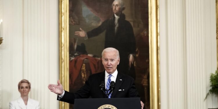Biden anunciará mil millones de dólares en ayuda a Oriente Medio y Norte de África