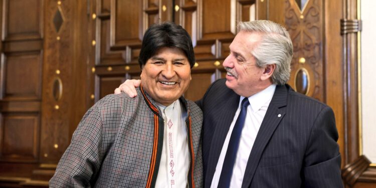 Evo Morales visita a presidente Fernández de Argentina para reforzar lazos