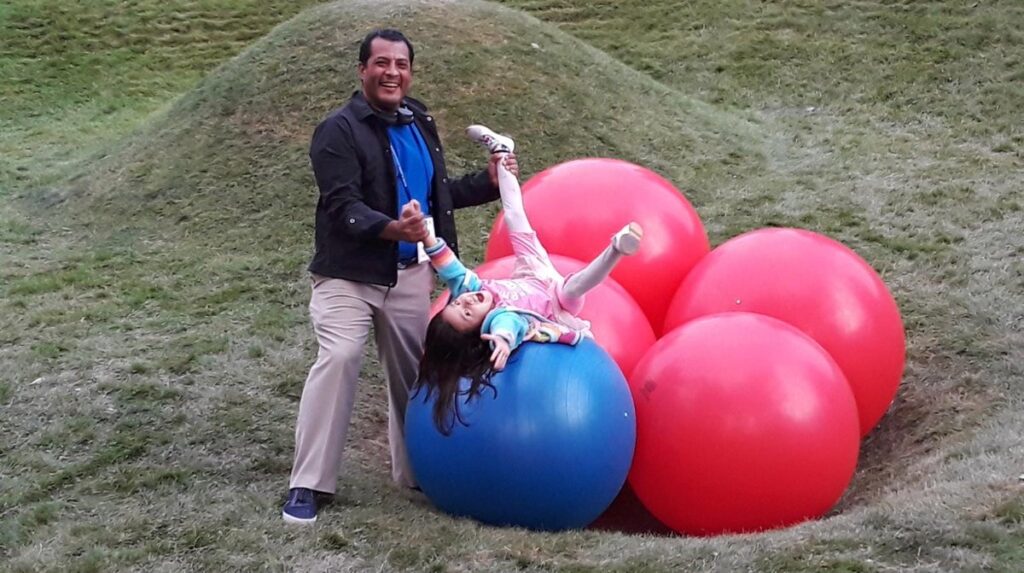 Hija de Félix Maradiaga cumple nueve años con su padre en la cárcel