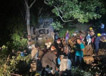 Accidente en la cuesta de La Cucamonga deja más de una docena de fallecidos. Foto Cortesía