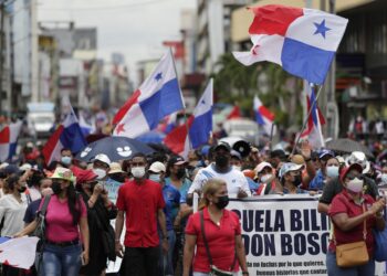 Sindicatos que lideran protestas en Panamá rechazan diálogo con Gobierno