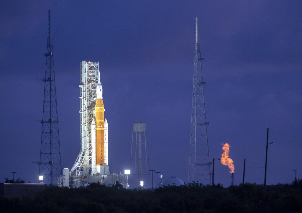 La NASA suspende lanzamiento de nave a la Luna hasta nuevo aviso