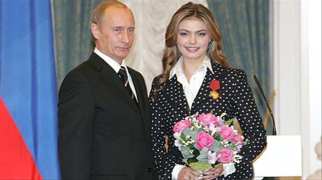 EE.UU. sanciona a la supuesta novia de Putin en represalia por invasión a Ucrania