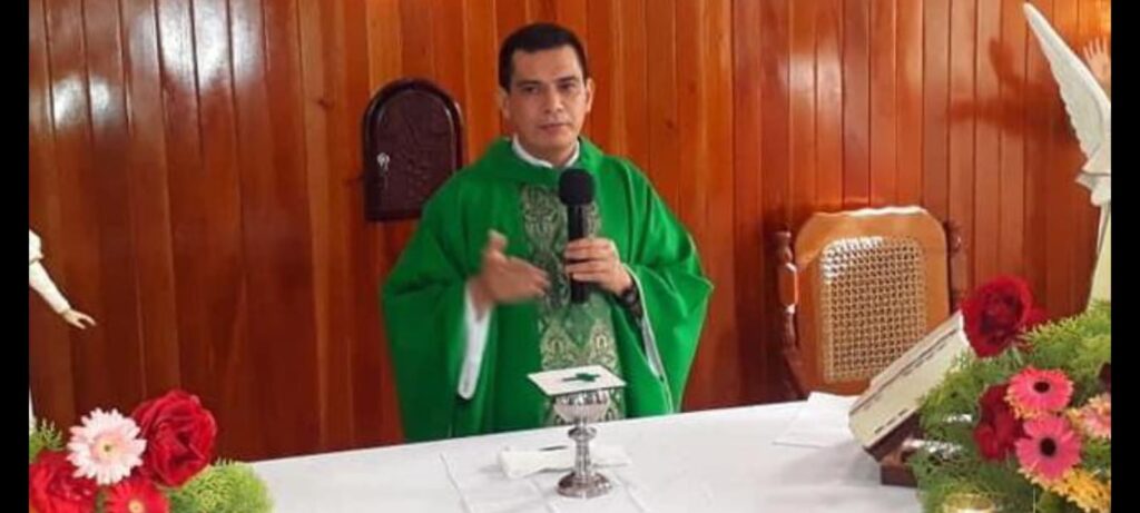 Padre Vicente Martínez