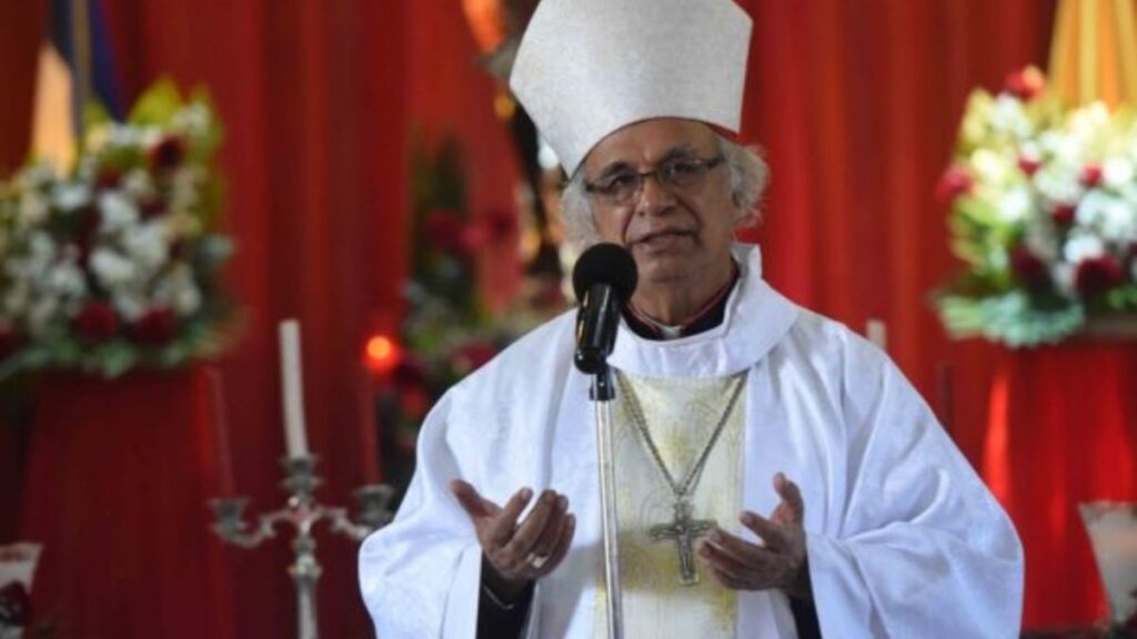 Cardenal Brenes llama a «orar» por monseñor Álvarez, preso político de Ortega