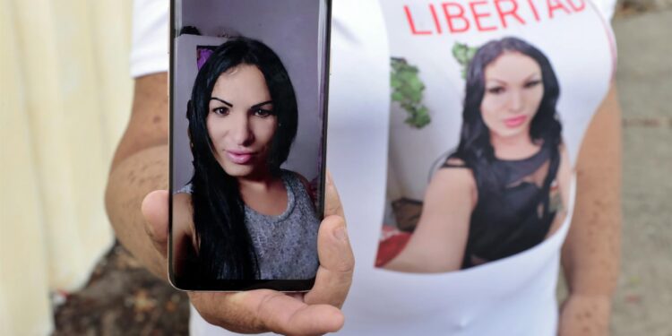 Dictadura cubana mantiene condena de 14 años a opositora trans Brenda Díaz