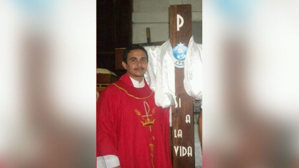 CALIDH califica de «venganza» condena contra padre Óscar Benavidez