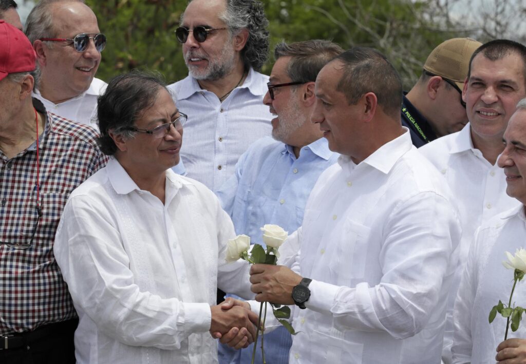 Frontera entre Colombia y Venezuela es reabierta luego de siete años, por mandato de Petro