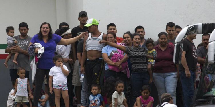 Panamá atiende diariamente a unos mil migrantes en su mayoría venezolanos