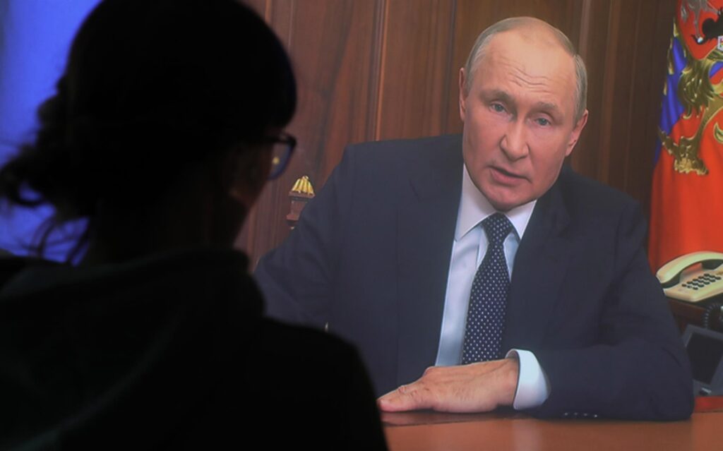 El presidente ruso, Vladímir Putin, anunció hoy una "movilización parcial" en un mensaje televisivo a la nación, en el que acusó a Occidente de buscar la destrucción de Rusia