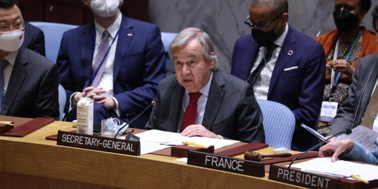 Secretario de la ONU considera "totalmente inaceptable" amenazas nucleares rusas