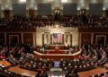 Congresistas de EEUU aprueban los fondos del Gobierno a última hora