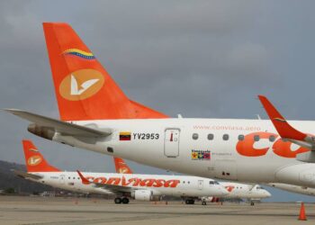 Petro reanuda vuelos Colombia-Venezuela desde el 26 de septiembre