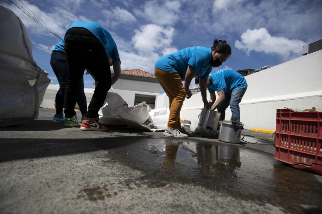Empresas de Nicaragua recolectan residuos electrónicos para educar a la niñez