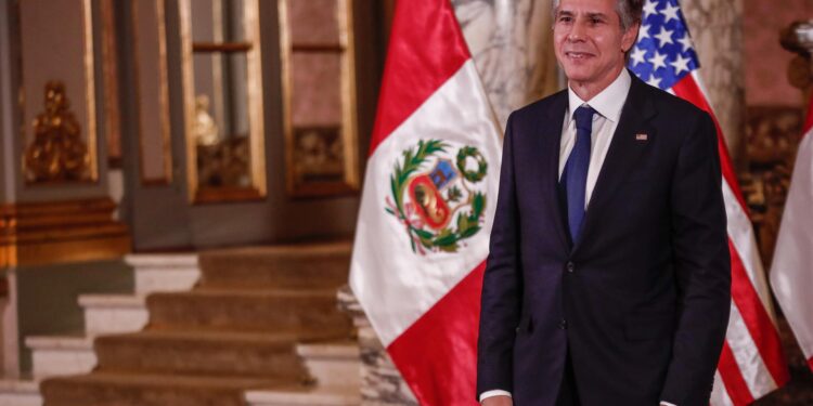 El secretario de Estado de EE.UU, Antony Blinken, fue registro este jueves, 6 de octubre, antes de reunirse con el presidente de Perú, Pedro Castillo, en el marco de la 52 Asamblea General de la OEA, en Lima (Perú). EFE
