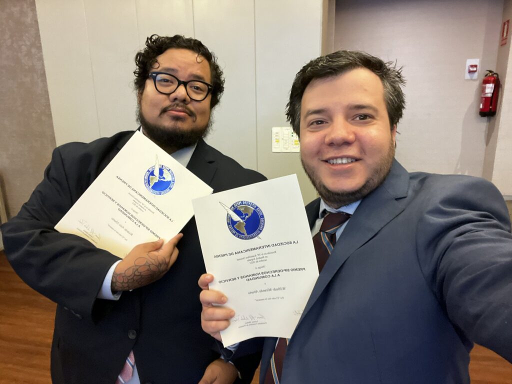 Divergentes recibe premio a la «Excelencia Periodística» de la SIP