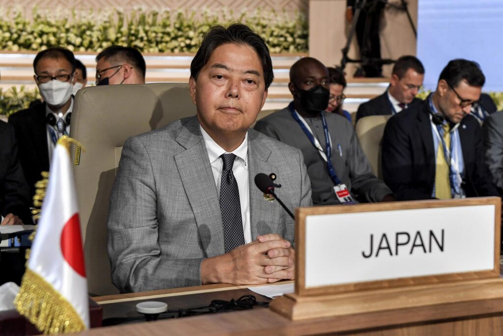 Japón aplica reciprocidad y expulsa a un diplomático ruso