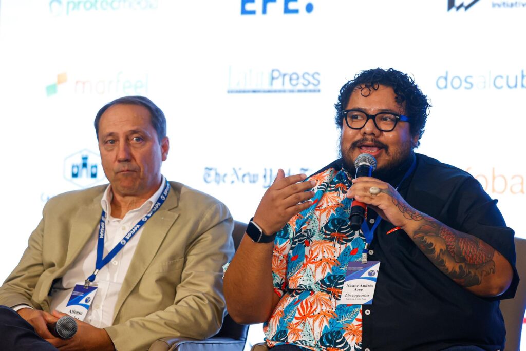 Denuncian el trauma profesional de periodistas hispanoamericanos exiliados￼