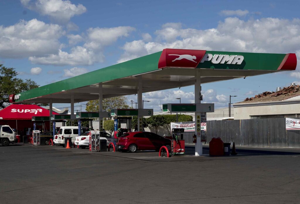 Precio de los combustibles siguen congelados en Nicaragua. Foto: Artículo 66 / EFE