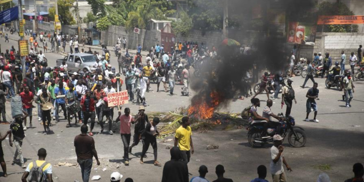 Protestas en Haití exigiendo la renuncia del presidente Ariel Henry