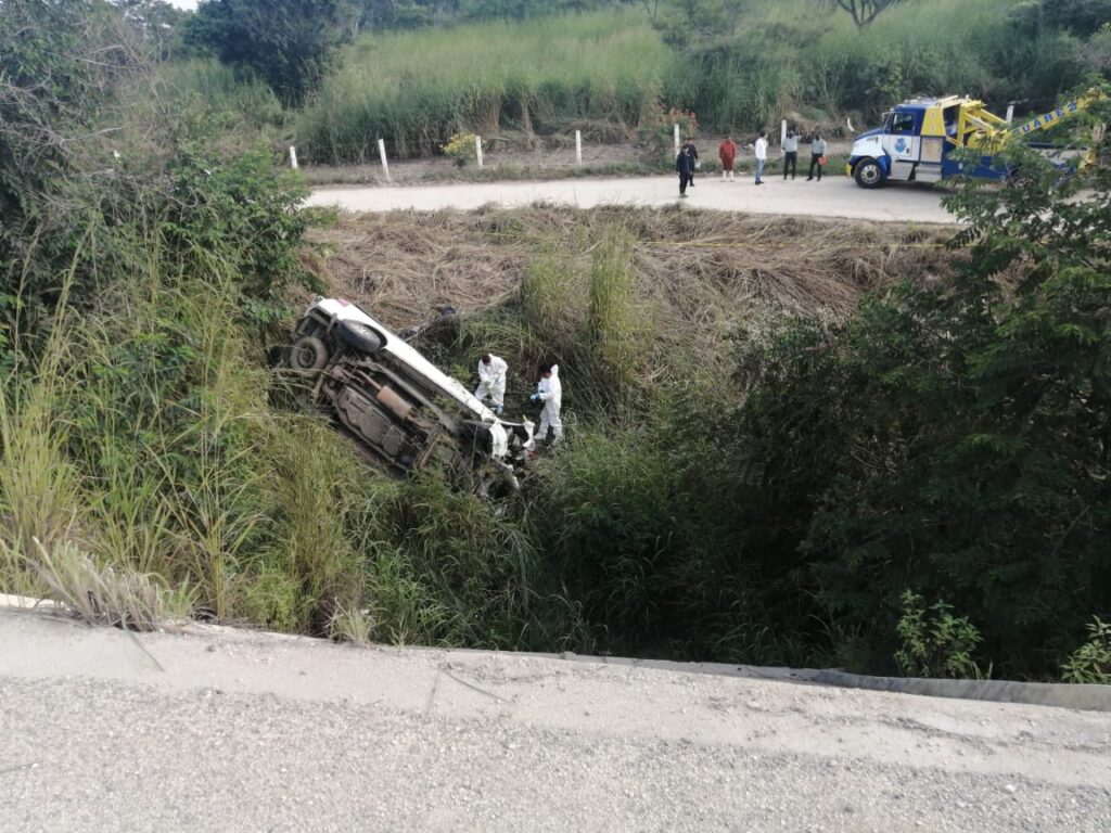 Dos migrantes muertos y siete heridos por accidente en frontera sur de México￼