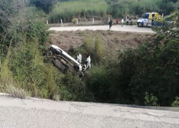 Dos migrantes muertos y siete heridos por accidente en frontera sur de México