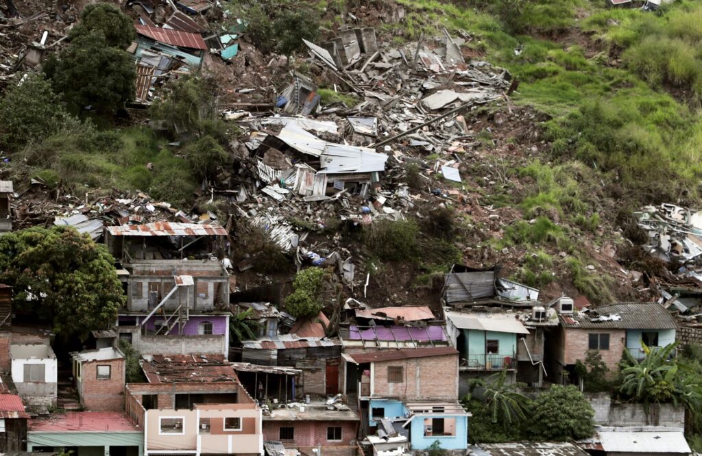 Honduras extiende la alerta roja en el norte por una cuña de alta presión