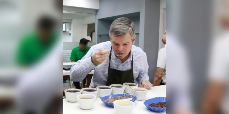 Kevin Sullivan recuerda que EE.UU. es el principal mercado para el café nicaragüense. Foto: Artículo 66 / Twitter