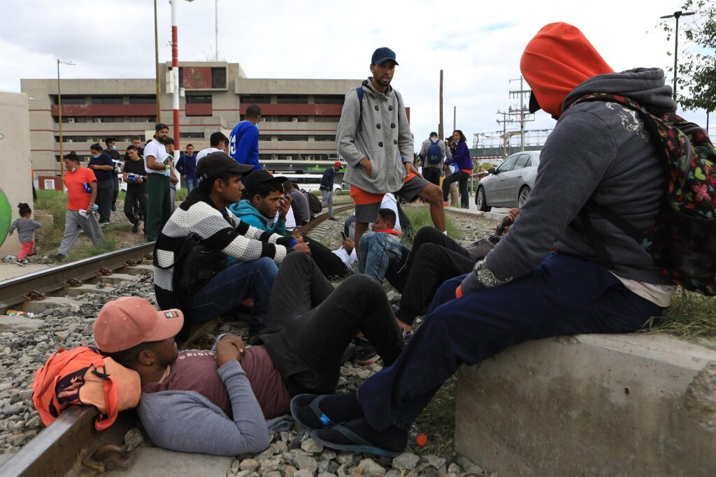 Venezolanos a la deriva en México a una semana de las restricciones de EE.UU.