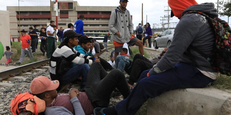 Venezolanos a la deriva en México a una semana de las restricciones de EE.UU. Foto: Artículo 66 / EFE