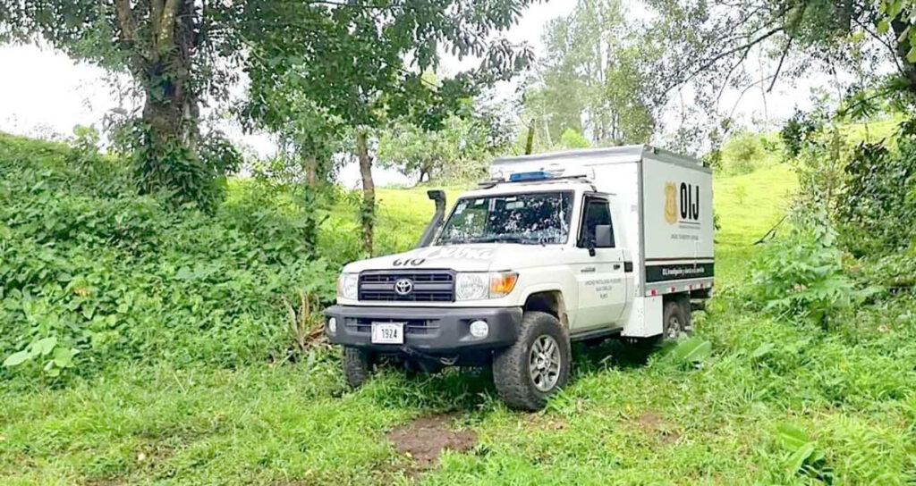 Nicaragüense muere en Costa Rica al ser impactado por un rayo