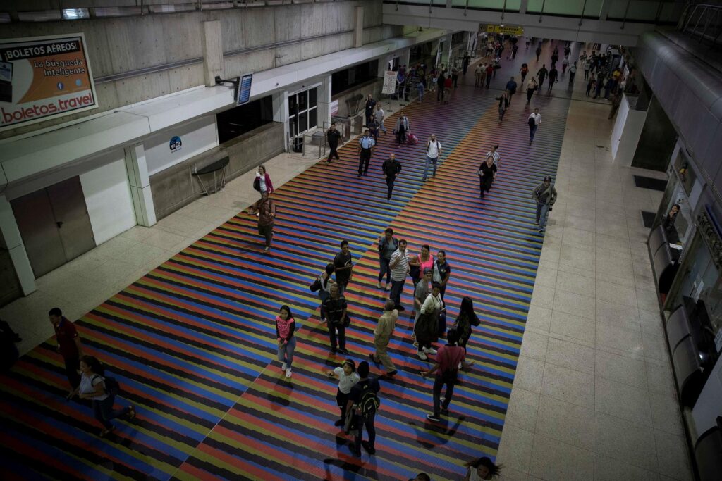 Venezuela y Colombia reanudarán vuelos comerciales luego de casi tres años