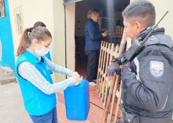 Mueren 31 personas por ingerir alcohol adulterado en Ecuador