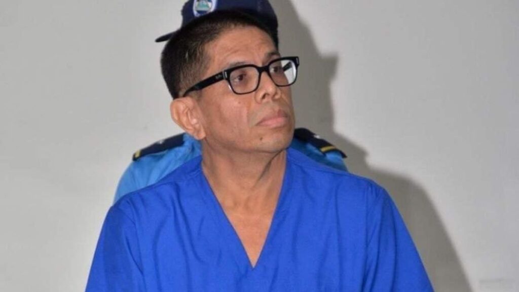 Miguel Mendoza desiste de huelga de hambre ante promesa de ver a su hija. Foto: Medios oficialistas.