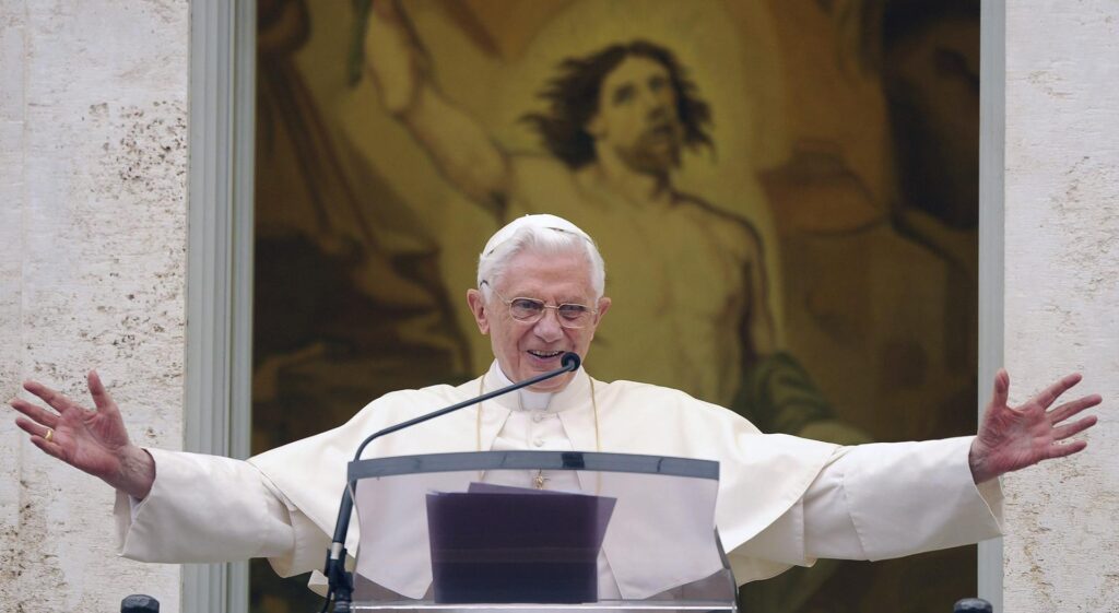 Ortega dictatorship sends Moncada to sign condolences for the death of Benedict XVI