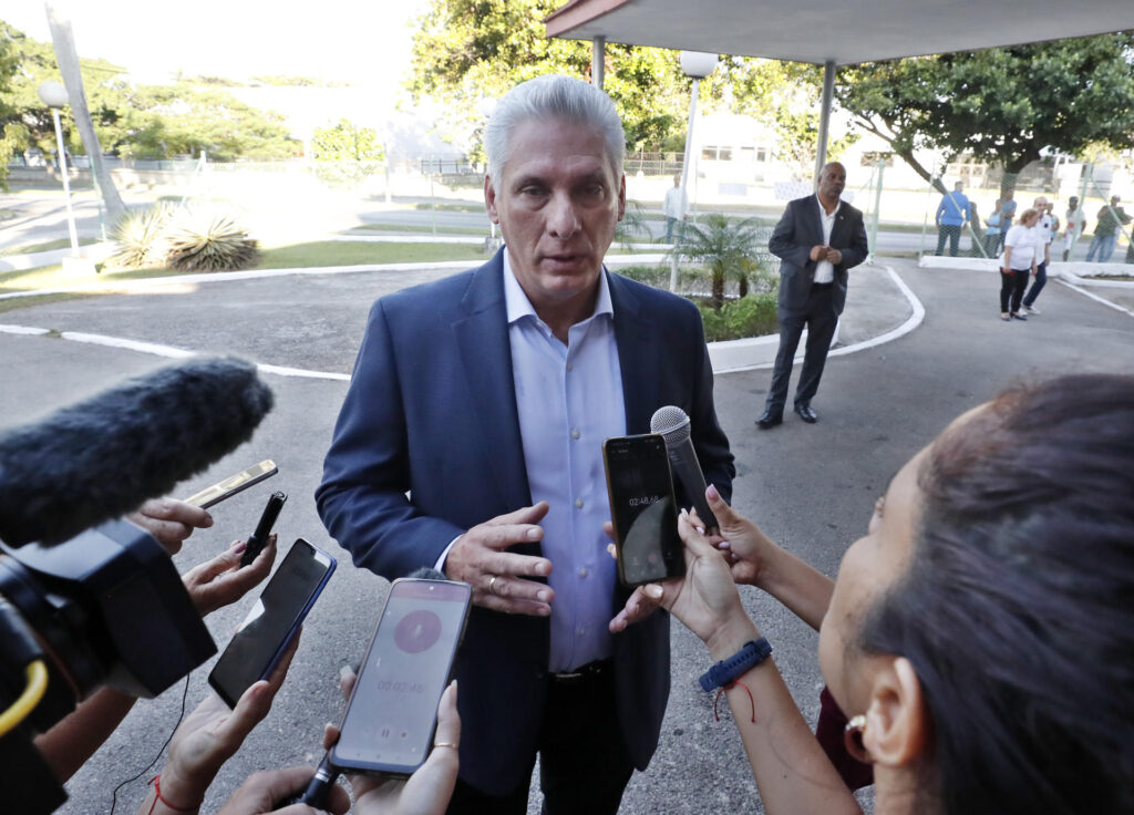 Cuba: la destitución de Castillo en Perú subvierte «la voluntad popular»