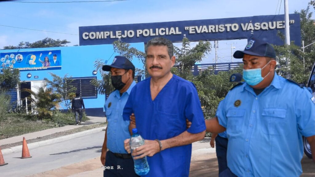 Juan Sebastián Chamorro, incomunicado de su esposa y su hija