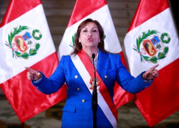 Nueva presidenta peruana declara estado de emergencia ante aumento de protestas
