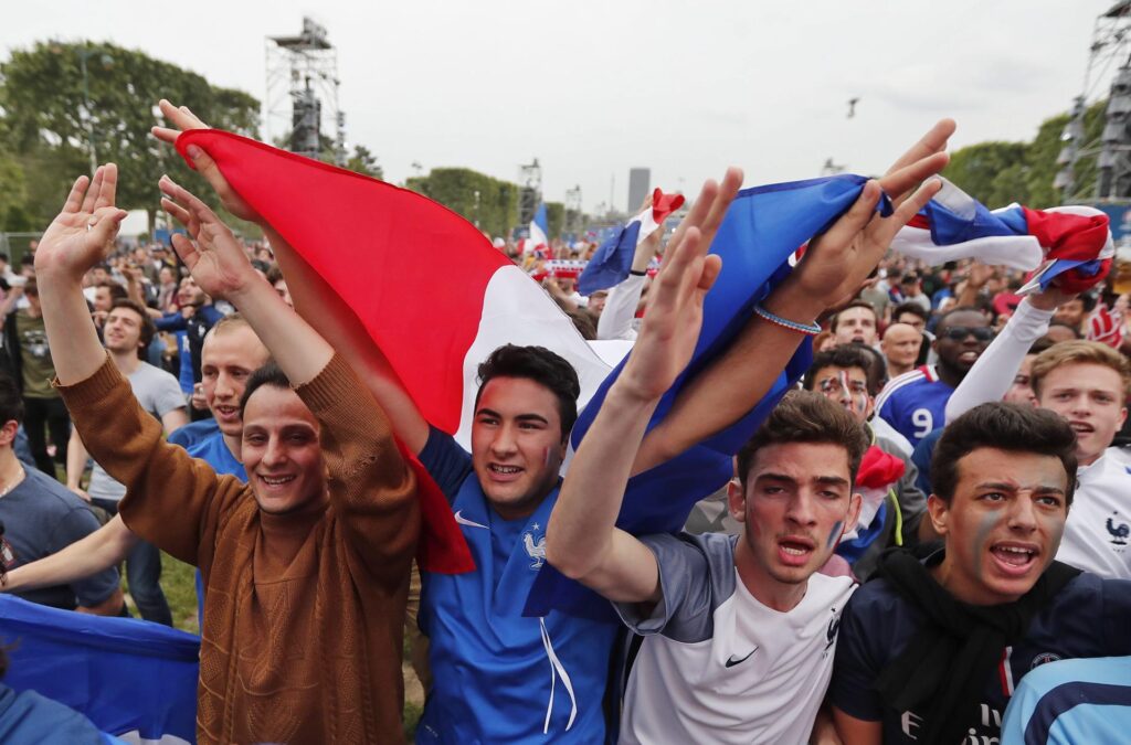 Franceses verán cuarta final en 24 años con grandes medidas de seguridad