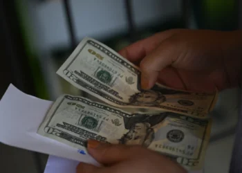 Nicaragua acumuló 2 mil 215 millones de dólares en concepto de remesas durante el primer semestre. Foto: Referencia