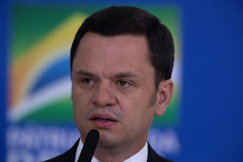 Ordenan prisión para ministro de Bolsonaro acusado de permitir el «intento de golpe»