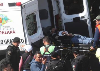 Choque entre convoyes deja un muerto en metro de la Ciudad de México