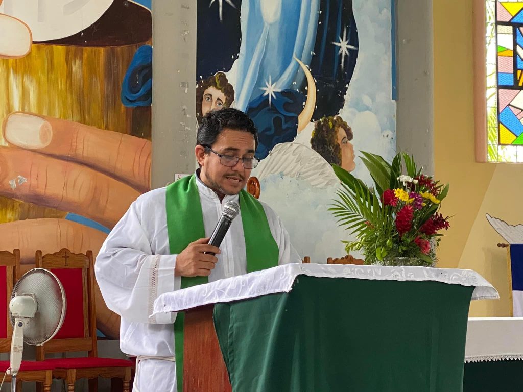 Padre Óscar Benavidez, a juicio político este lunes